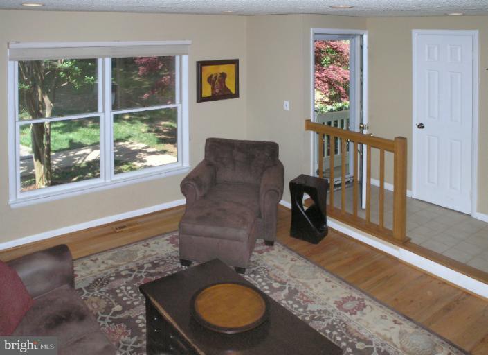 1600 Oak Spring Way Reston, VA 20190 - Photo 27 of 30 Interior (General)