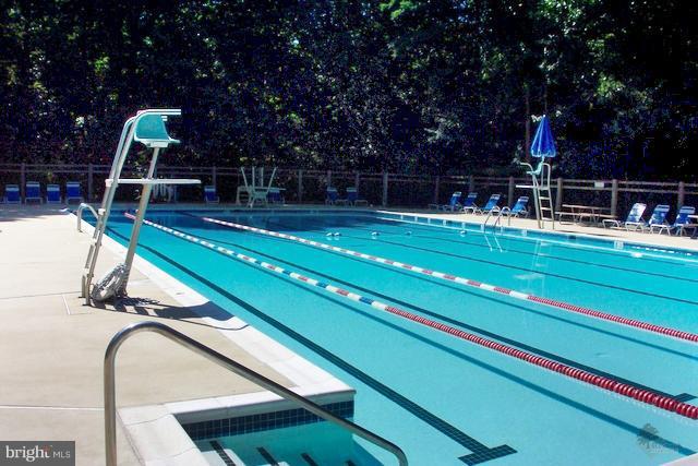 1600 Oak Spring Way Reston, VA 20190 - Photo 28 of 30 Community