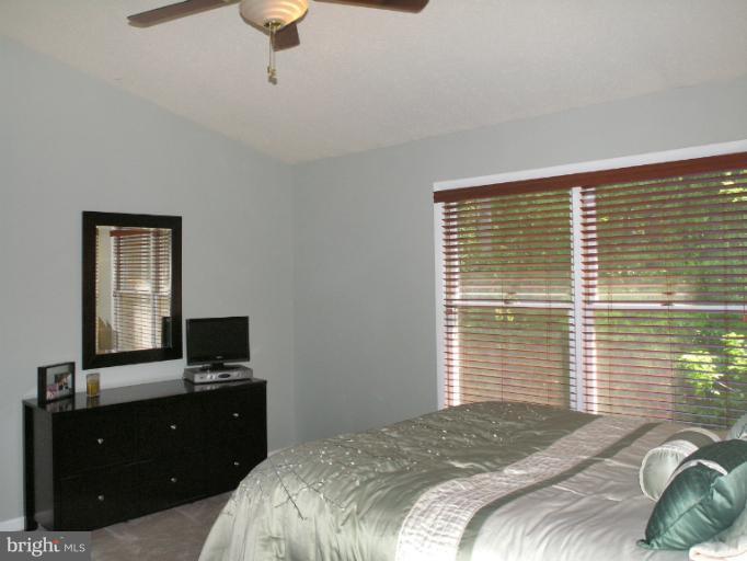 1600 Oak Spring Way Reston, VA 20190 - Photo 10 of 30 Bedroom (Master)