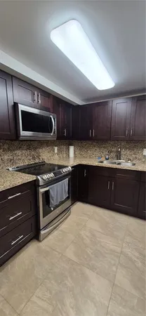 $3,200 | 14401 North Kendall Drive, Unit 205N, Miami, FL 33186