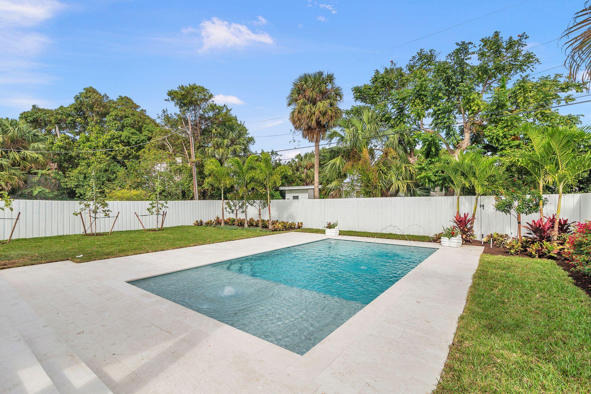 231 Argyle Road West Palm Beach, FL 33405 - Photo 28 of 41