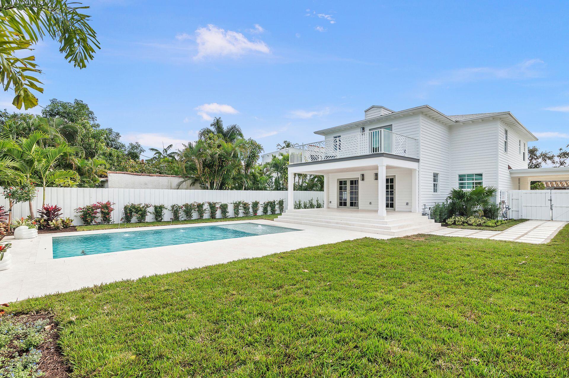 231 Argyle Road West Palm Beach, FL 33405 - Photo 31 of 41 a view of house with yard and green space