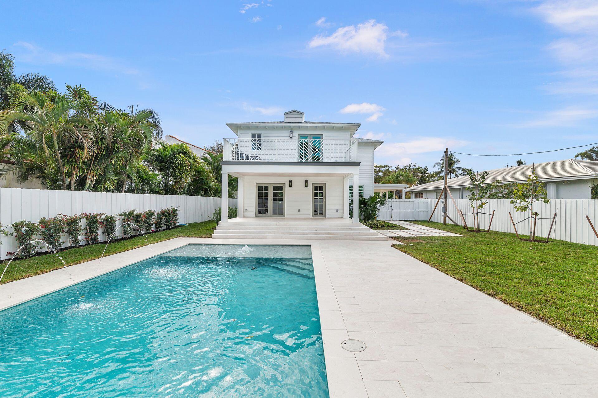 231 Argyle Road West Palm Beach, FL 33405 - Photo 32 of 41 a view of a house with a yard