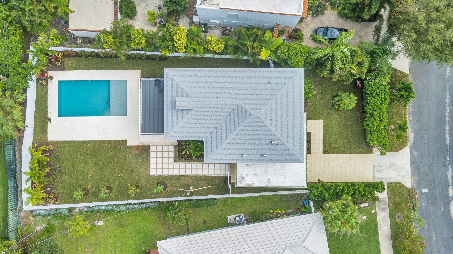 231 Argyle Road West Palm Beach, FL 33405 - Photo 40 of 41 an aerial view of a house with a yard basket ball court and outdoor seating