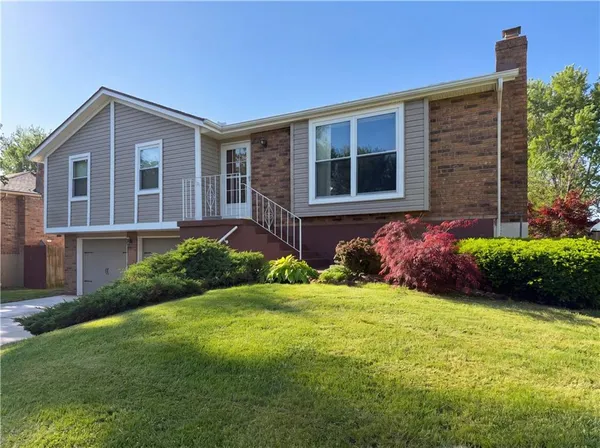 $255,000 | 20405 East 15 Terrace North, Independence, MO 64056