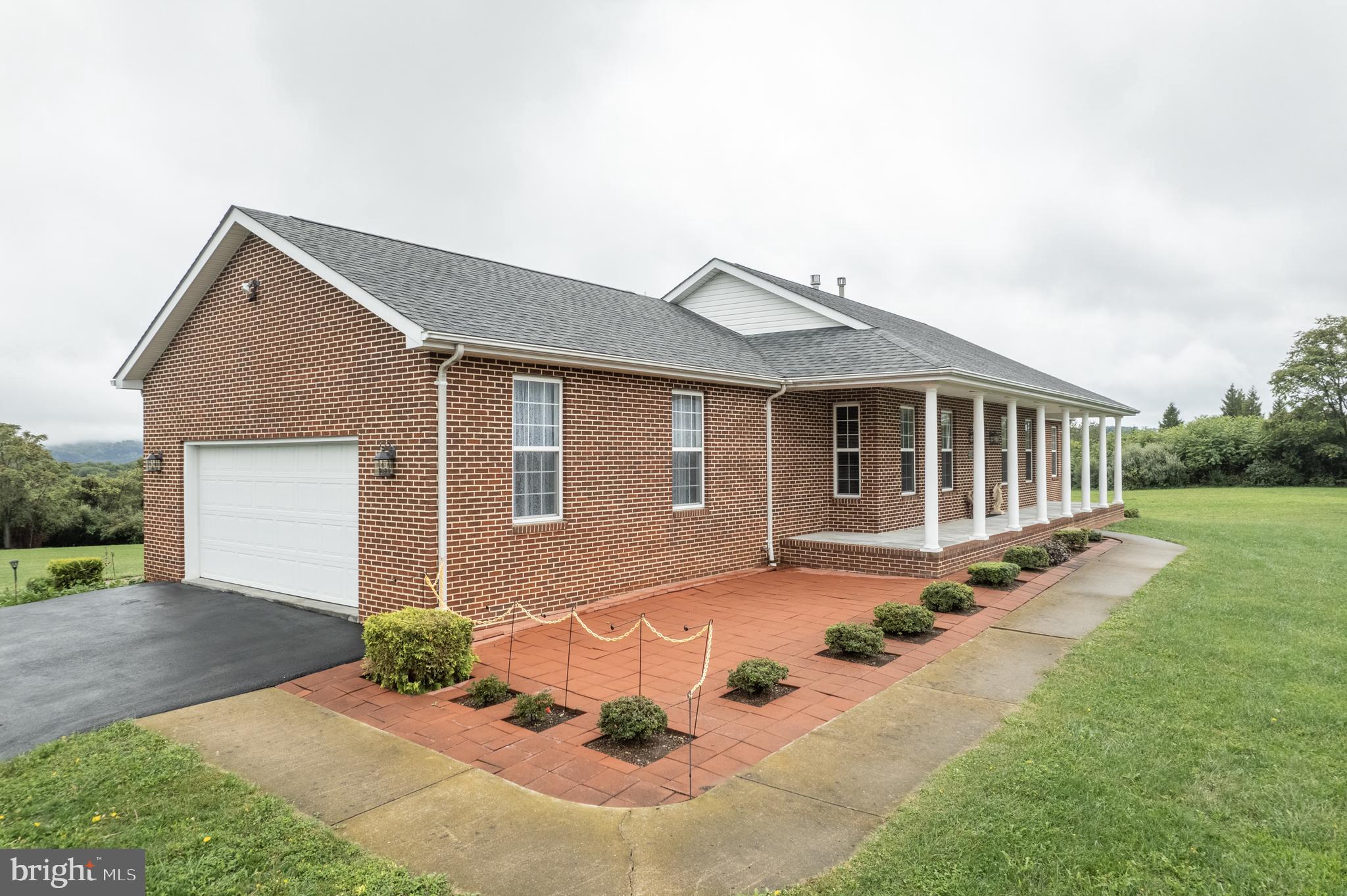 605 Parishville Road Gore, VA 22637 - Photo 2 of 48 2 Car Garage