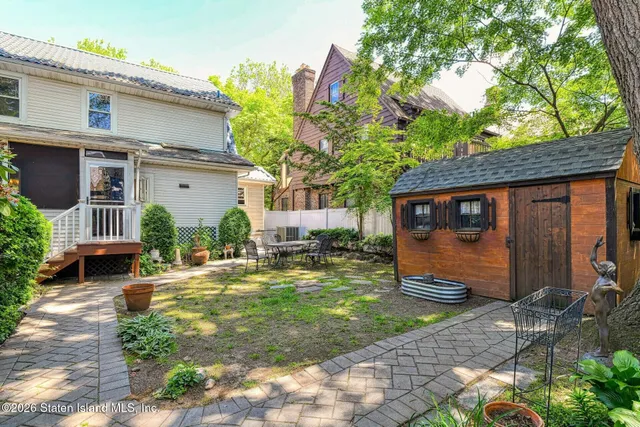 $1,199,000 | 94 Hart Boulevard | Randall Manor