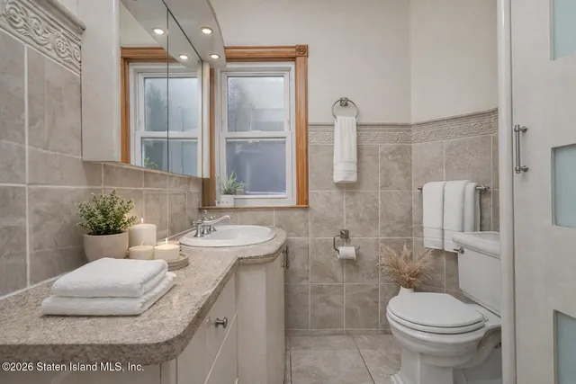 $1,199,000 | 94 Hart Boulevard | Randall Manor