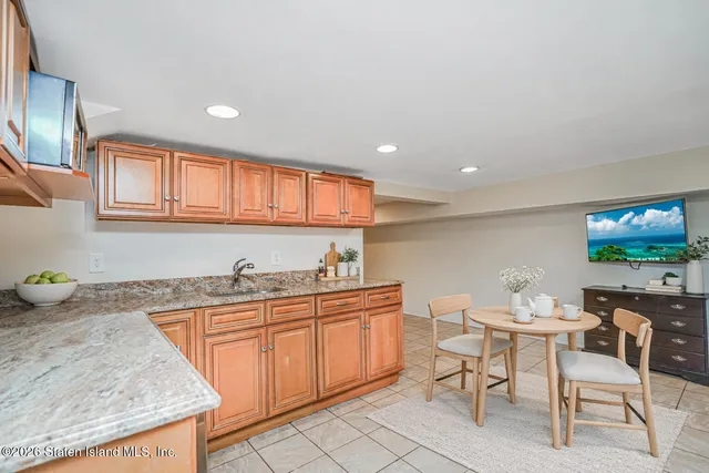 $1,199,000 | 94 Hart Boulevard | Randall Manor