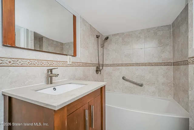 $1,199,000 | 94 Hart Boulevard | Randall Manor