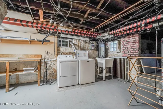 $1,199,000 | 94 Hart Boulevard | Randall Manor