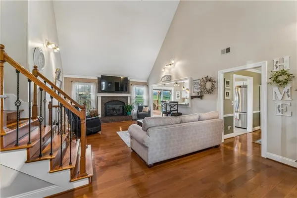 $419,900 | 3711 Northeast Beechwood Drive, Lee's Summit, MO 64064