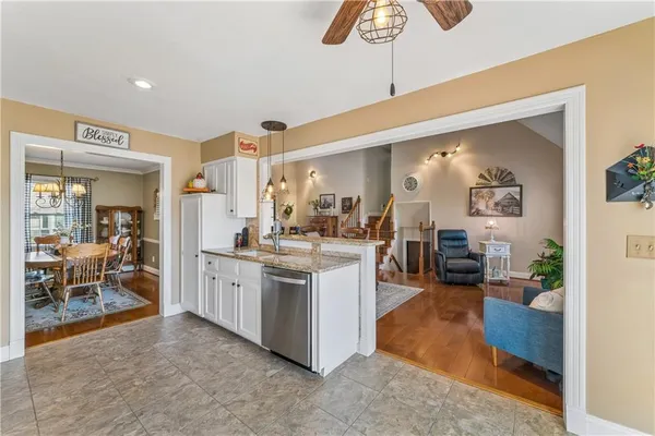 $419,900 | 3711 Northeast Beechwood Drive, Lee's Summit, MO 64064