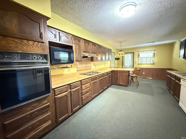 $849,900 | 6105 Highway 59, Jasonville, IN 47438