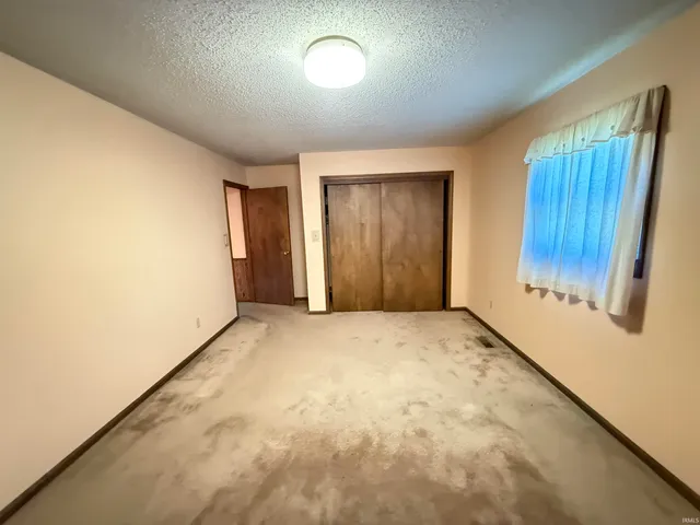 $849,900 | 6105 Highway 59, Jasonville, IN 47438