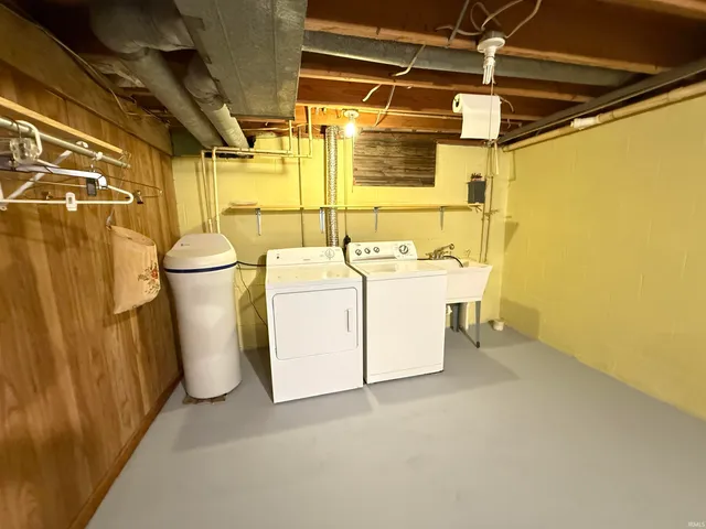 $849,900 | 6105 Highway 59, Jasonville, IN 47438