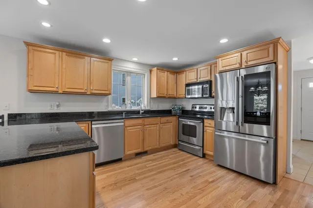 $799,000 | 6 Granite Circle, East Sandwich, MA 02537