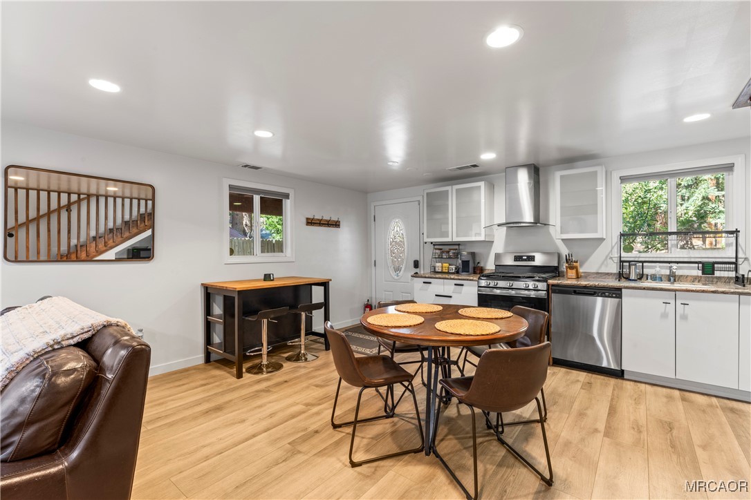 2544 Spring Drive Running Springs, CA 92382 - Photo 6 of 38