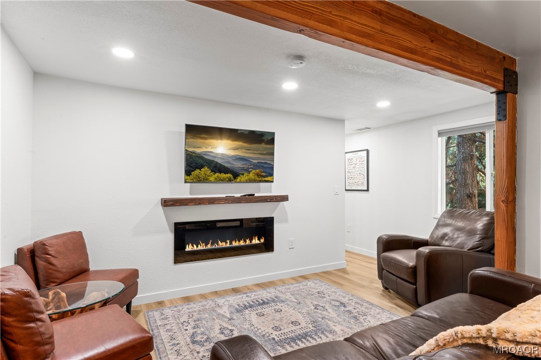 2544 Spring Drive Running Springs, CA 92382 - Photo 7 of 38