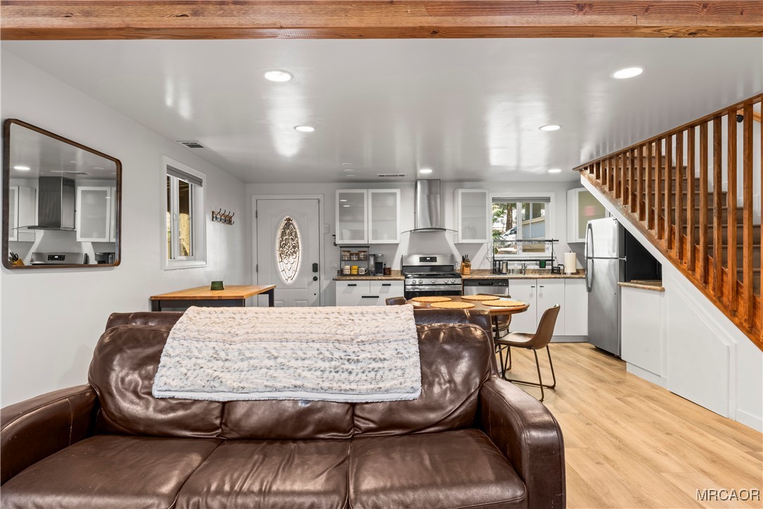 2544 Spring Drive Running Springs, CA 92382 - Photo 8 of 38