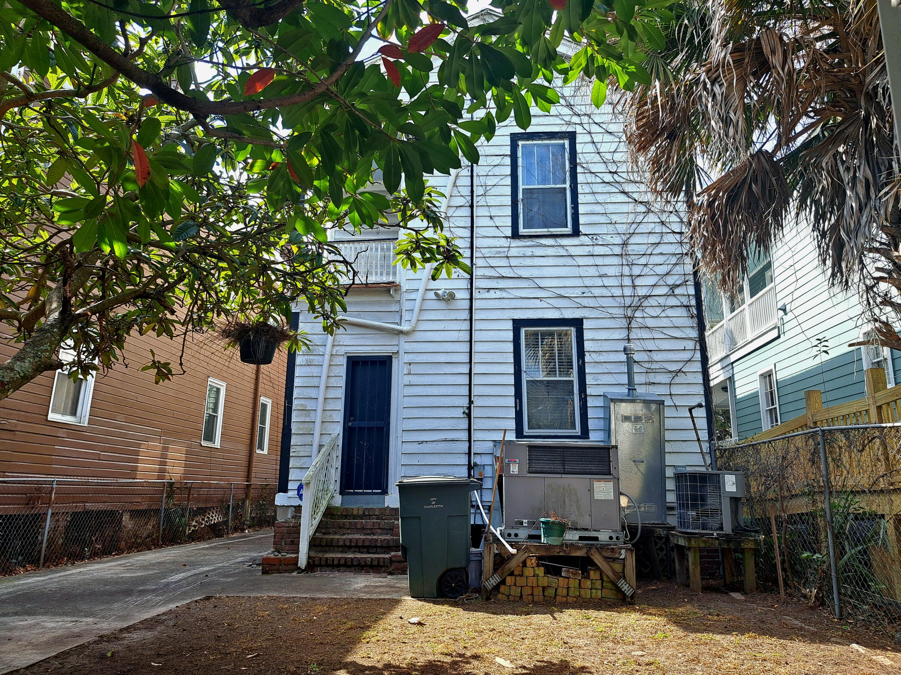 668 Rutledge Avenue Charleston, SC 29403 - Photo 3 of 23 20250227_125009
