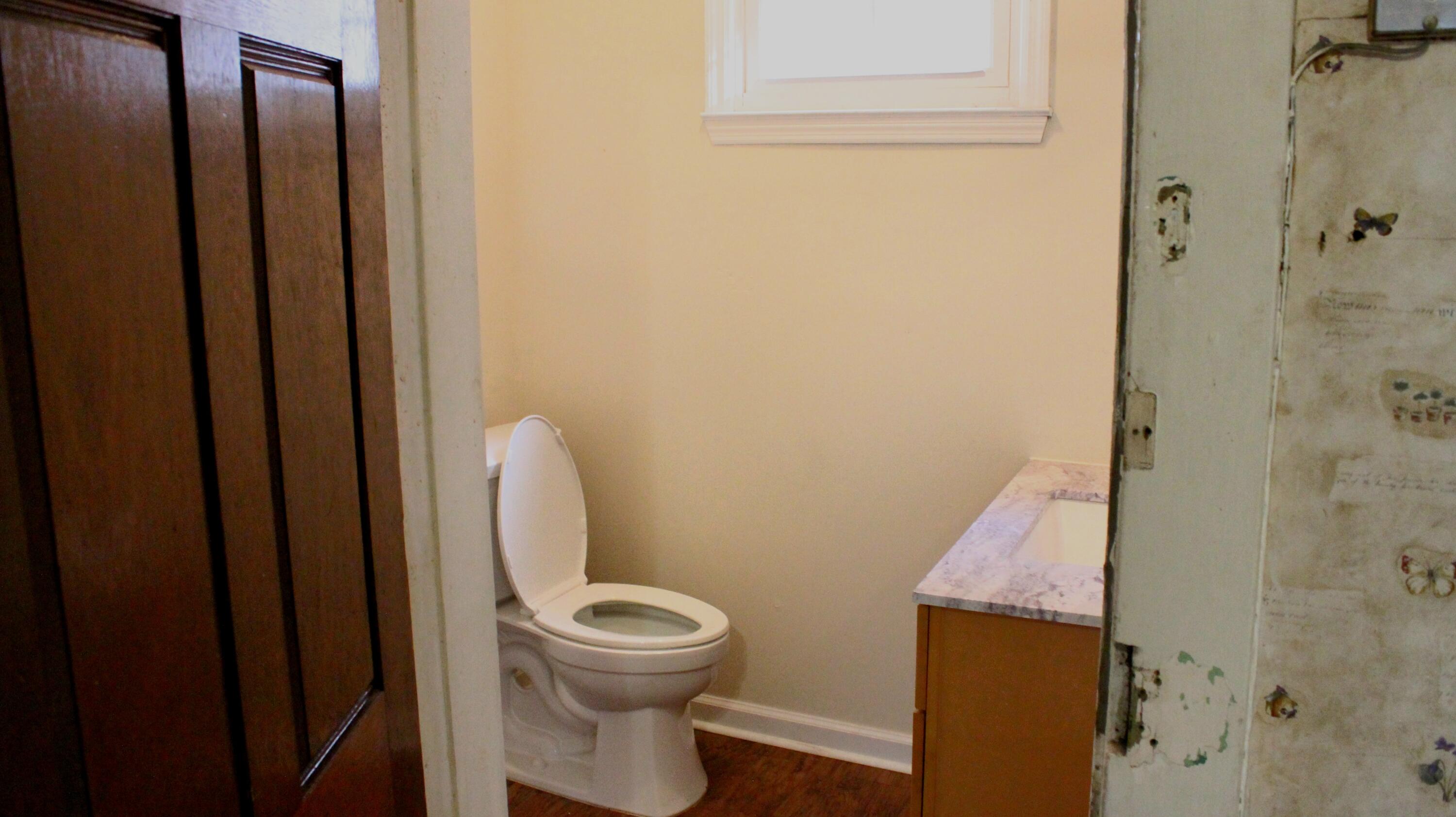 668 Rutledge Avenue Charleston, SC 29403 - Photo 10 of 23 IMG_3902