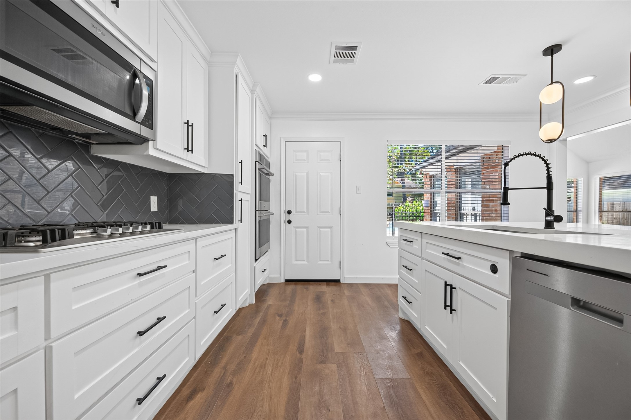 5411 Cobble Lane Spring, TX 77379 - Photo 12 of 50 So many great things in this kitchen