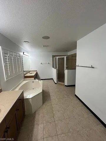 $520,000 | 12459 Muddy Creek Lane, Fort Myers, FL 33913