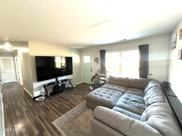 $260,000 | 4340 Pinewood Circle, Beaufort, SC 29906