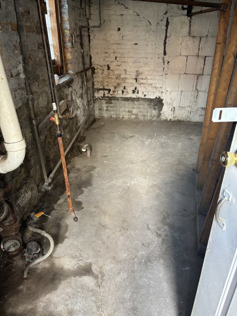 3316 West Maypole Avenue Chicago, IL 60624 - Photo 39 of 40 a view of utility room