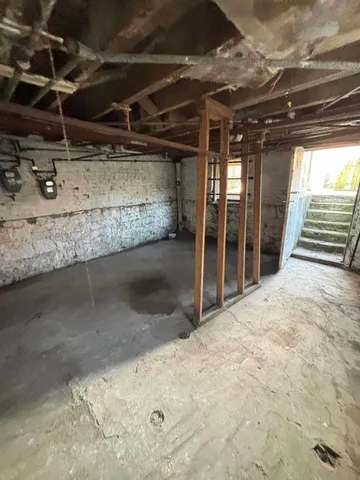 $190,000 | 3316 West Maypole Avenue, Chicago, IL 60624