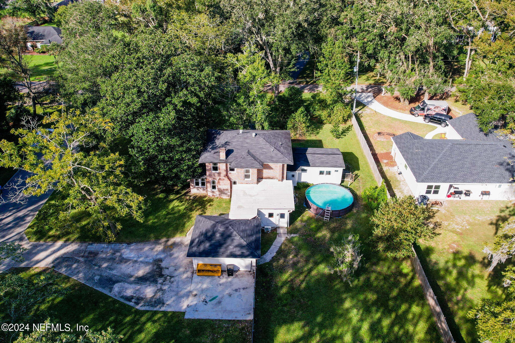 33 River Road Orange Park, FL 32073 - Photo 80 of 81 an aerial view of a house with a garden