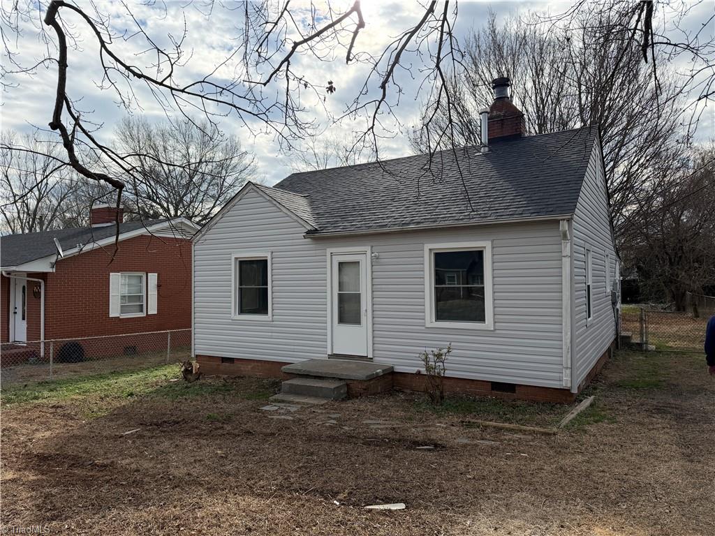 206 Model Farm Road High Point, NC 27263 - Photo 2 of 8
