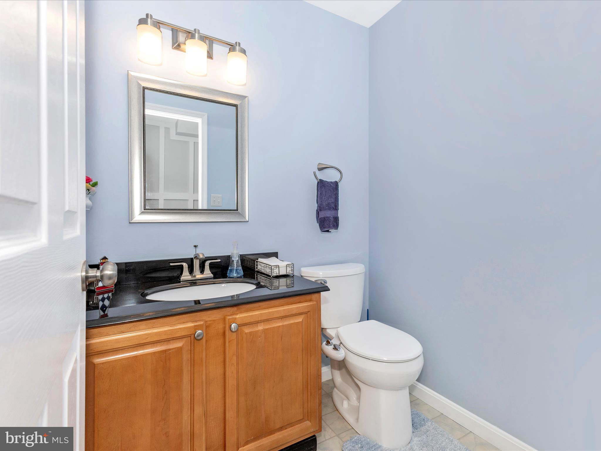 4024 Roop Road New Windsor, MD 21776 - Photo 16 of 49 Powder Room