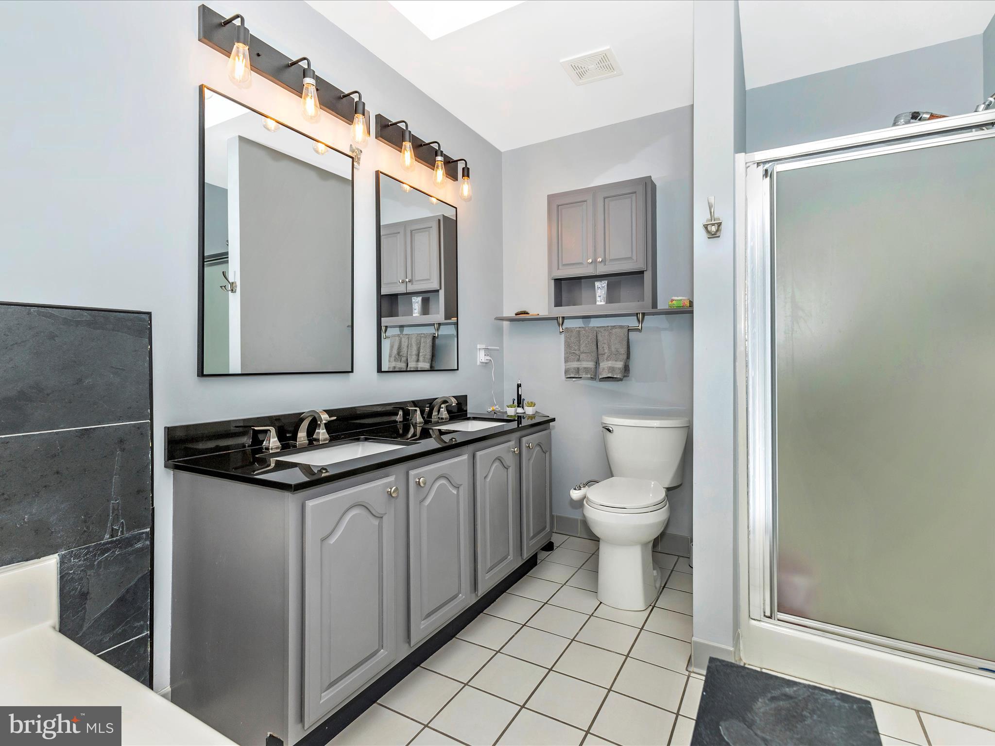 4024 Roop Road New Windsor, MD 21776 - Photo 23 of 49 Primary Bathroom