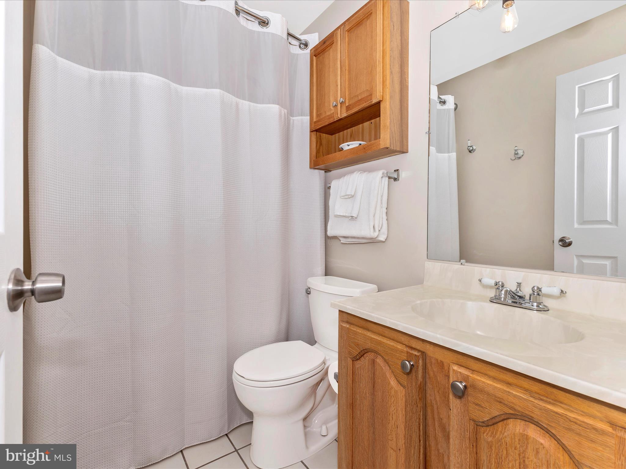 4024 Roop Road New Windsor, MD 21776 - Photo 29 of 49 Hall Bathroom