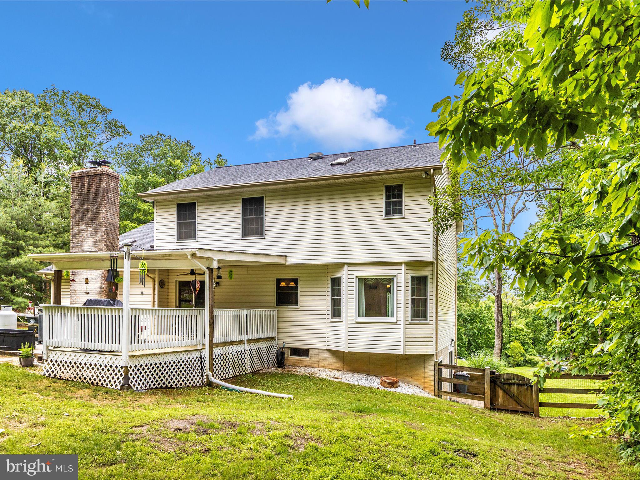 4024 Roop Road New Windsor, MD 21776 - Photo 40 of 49 Exterior Back