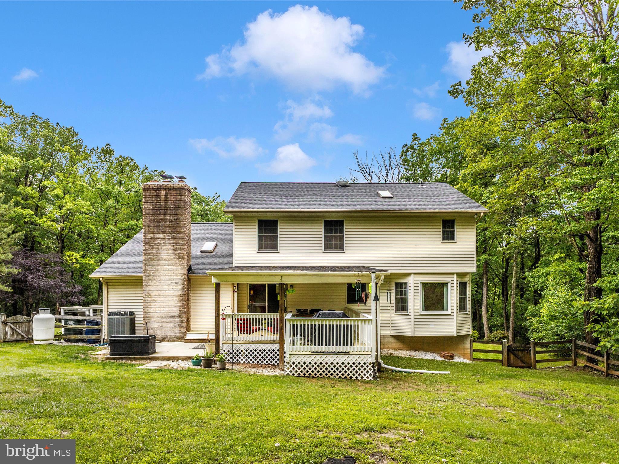 4024 Roop Road New Windsor, MD 21776 - Photo 41 of 49 Exterior Back