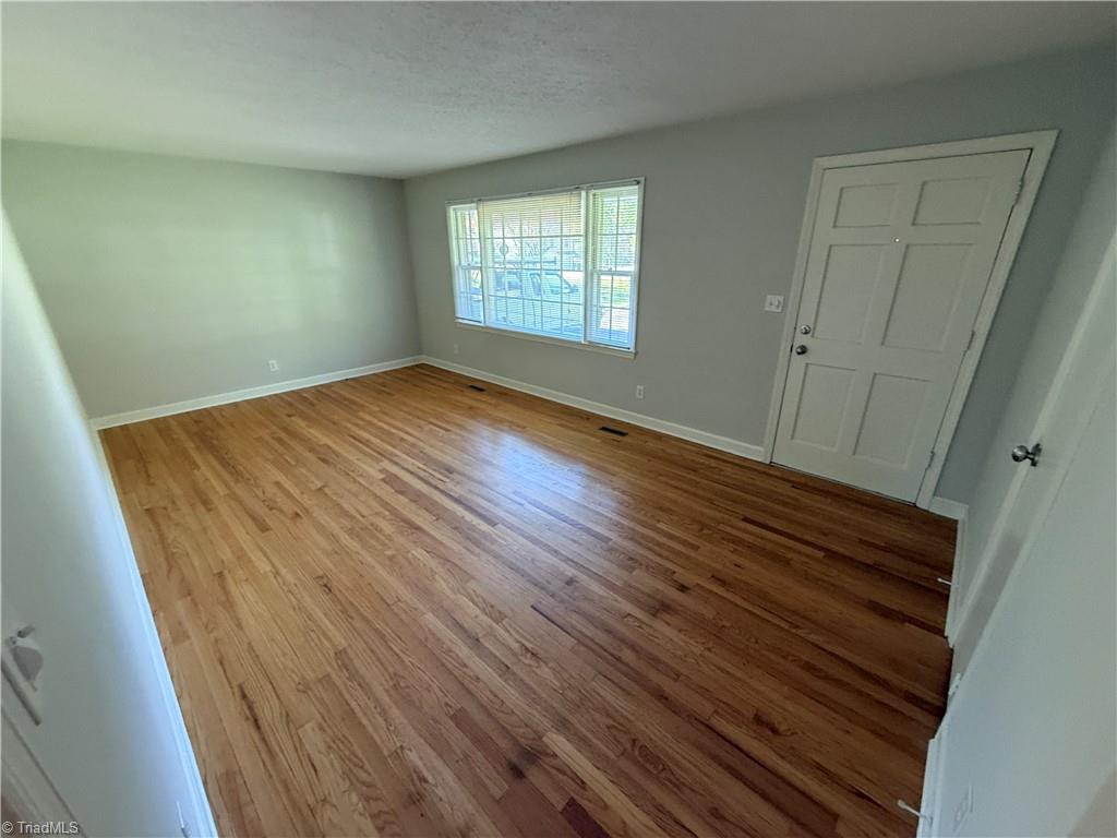 2630 Farmbrook Road Winston-Salem, NC 27103 - Photo 5 of 14