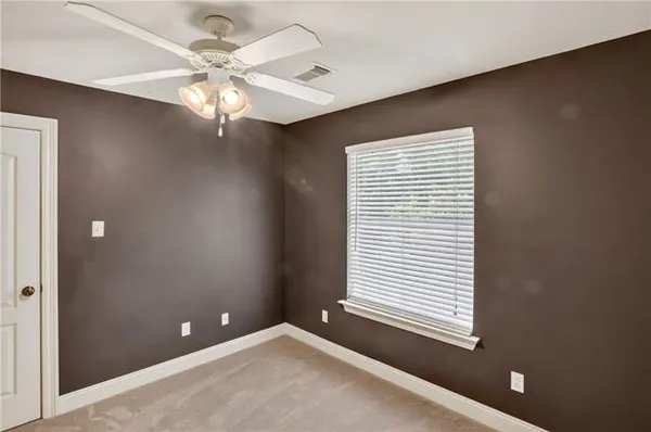 $1,900 | 278 Emerald Oaks Drive, Covington, LA 70433