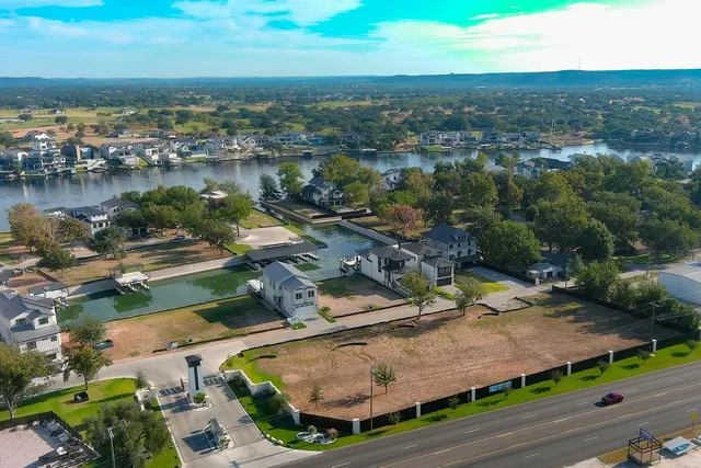 $1,950,000 | 1-b-8 Lake Street, Kingsland, TX 78639