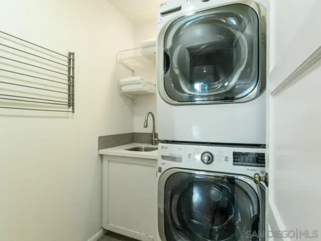 $1,385,000 | 4611 Natalie Drive, San Diego, CA 92115