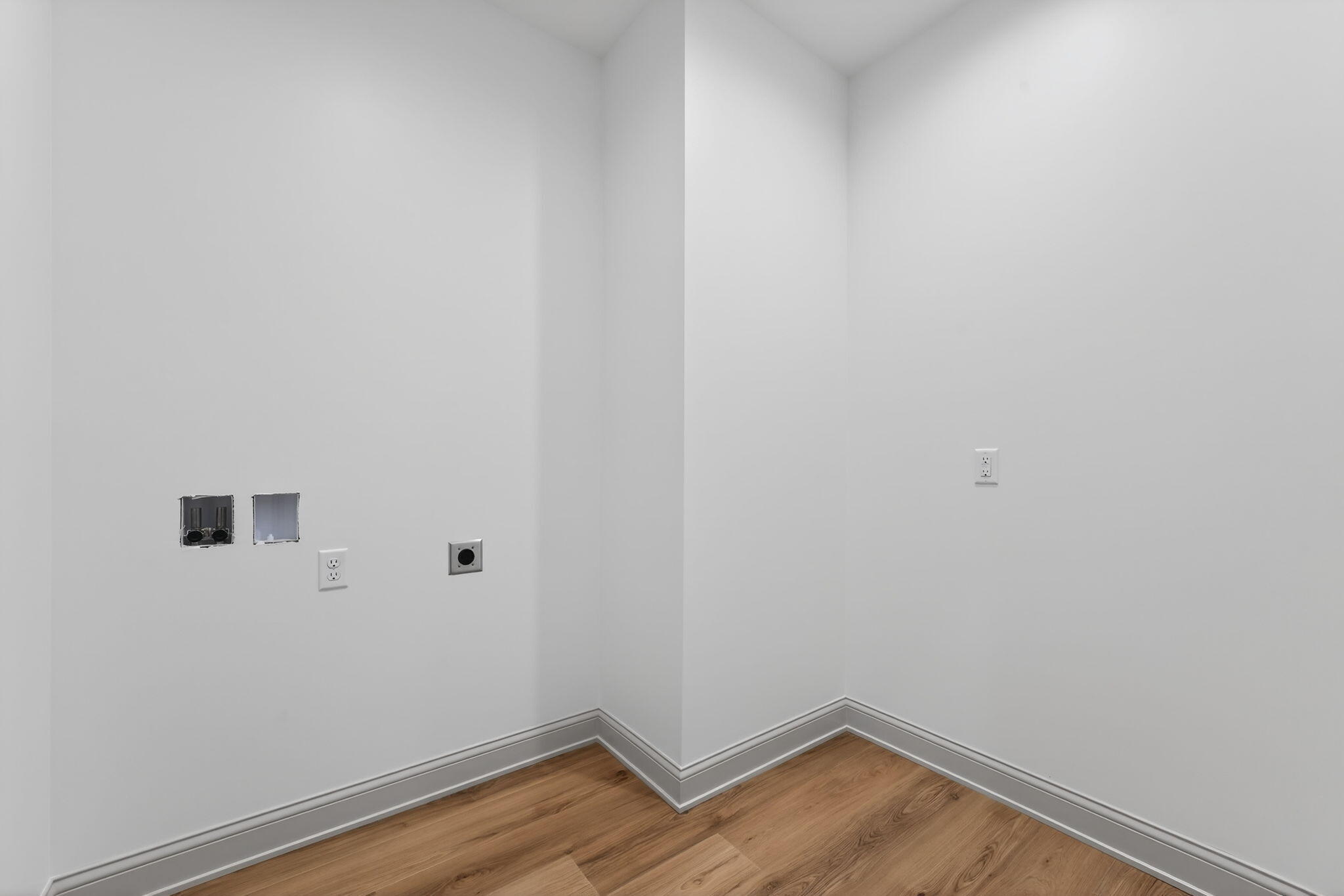 238 East 550 North Rensselaer, IN 47978 - Photo 33 of 35 a view of a small space with wooden floor