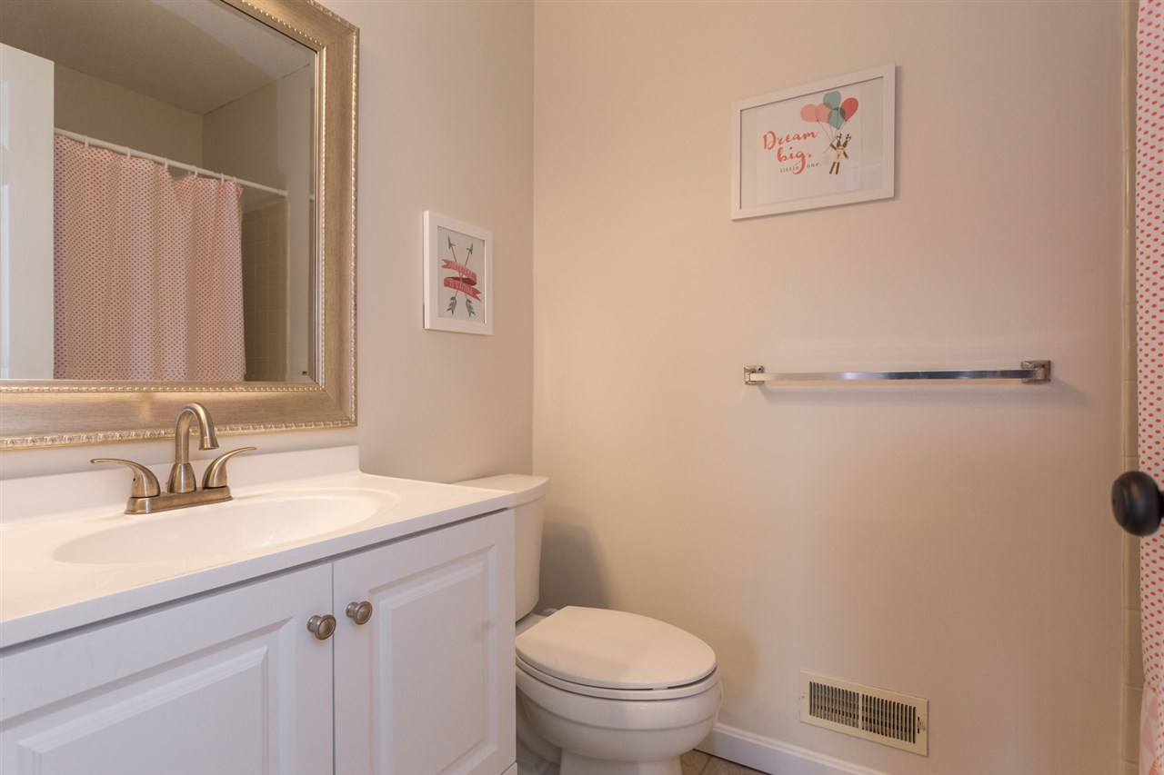 128 Middlesex Road Merrimack, NH 03054 - Photo 23 of 28