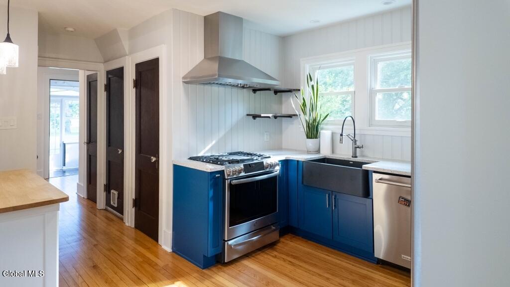 128 Putnam Road Schenectady, NY 12306 - Photo 11 of 44 11-Kitchen View