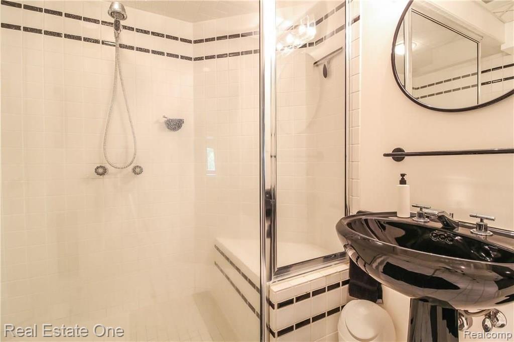 3258 Quail Ridge Circle Rochester Hills, MI 48309 - Photo 57 of 85
