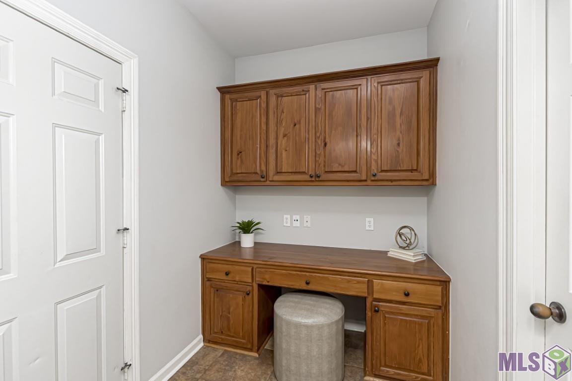 8808 Magnolia Leaf Avenue Baton Rouge, LA 70810 - Photo 6 of 35