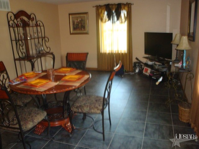 12433 Fackler Road Monroeville, IN 46773 - Photo 4 of 10