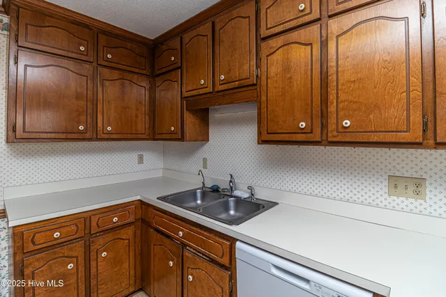 $279,900 | 206 Maplewood Drive, Goldsboro, NC 27534