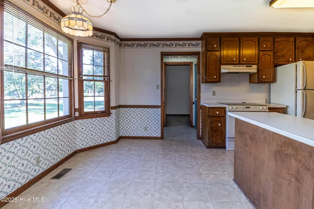 $279,900 | 206 Maplewood Drive, Goldsboro, NC 27534